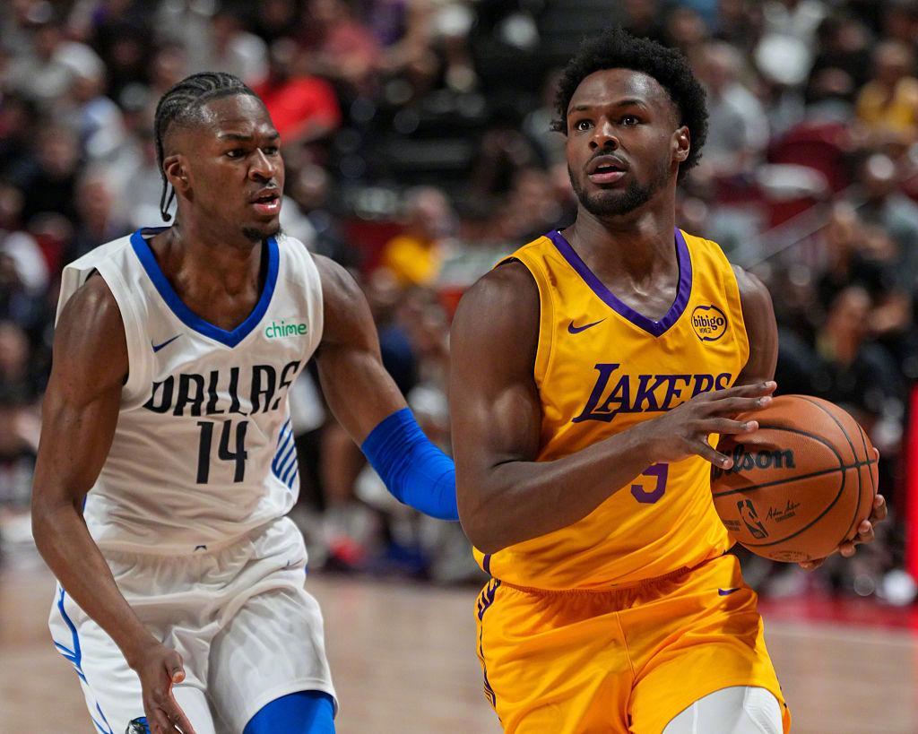 开云体育APP下载-3战合砍39+8+10！看到布朗尼持续爆发，才懂詹姆斯有多厉害