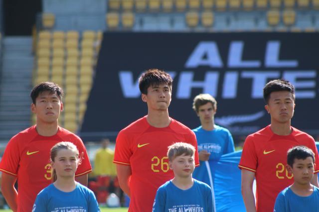 开云-吴少聪今夏首选租借波兰超 暂以散步康复下月动球