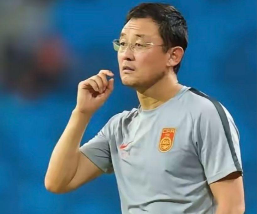 开云体育入口-体坛周报名记：孙继海向学员要赔偿金不合规 中国足协公开做法盲