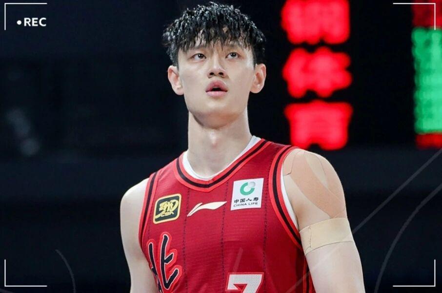 曝杨鸣欲请辞辽宁男篮主教练曾凡博伤病加重 周鹏职业生涯里程碑